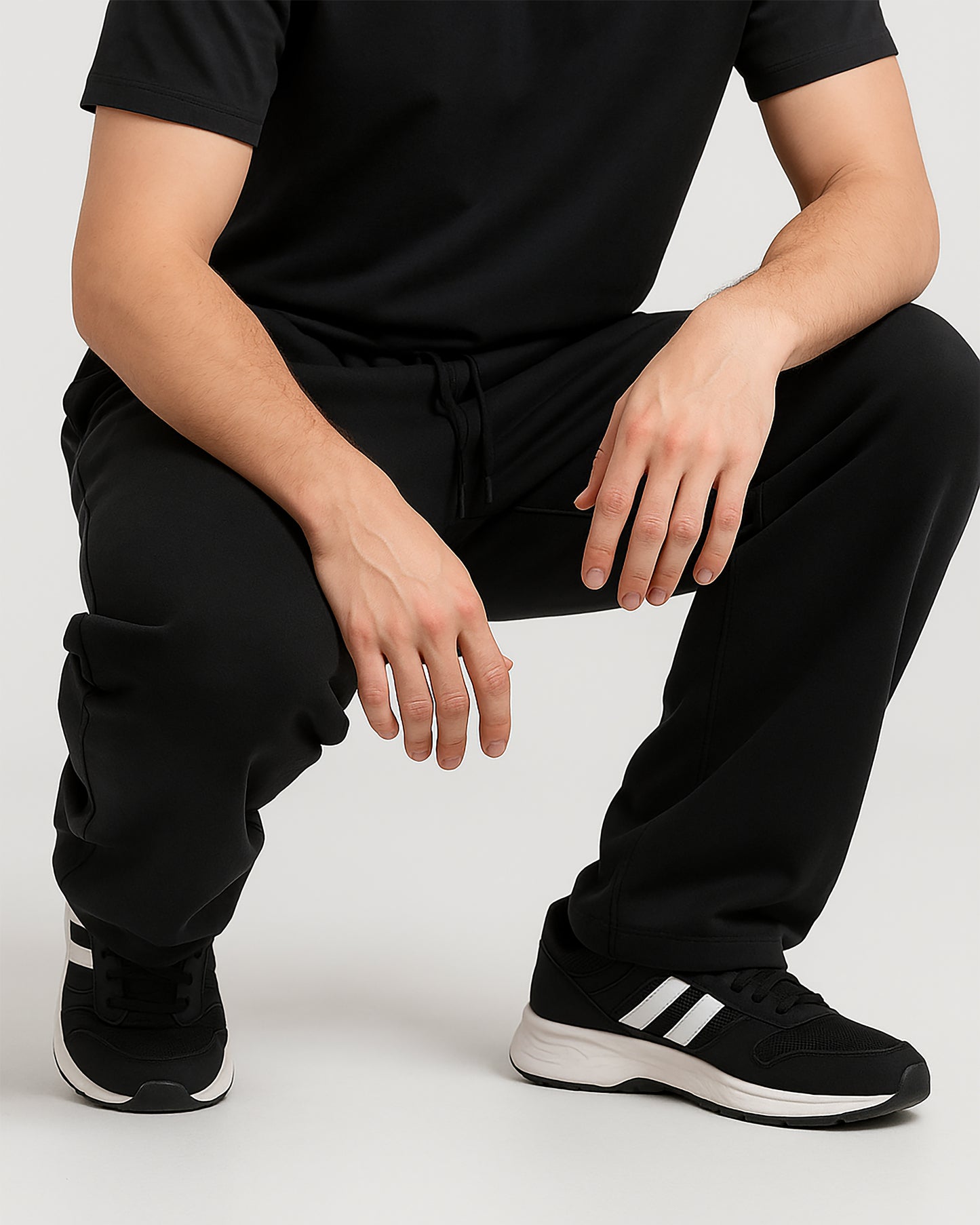 STRAIGHT LEG SWEATPANTS