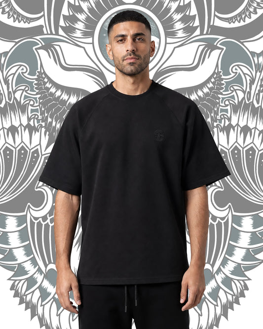 OVERSIZED BLACK