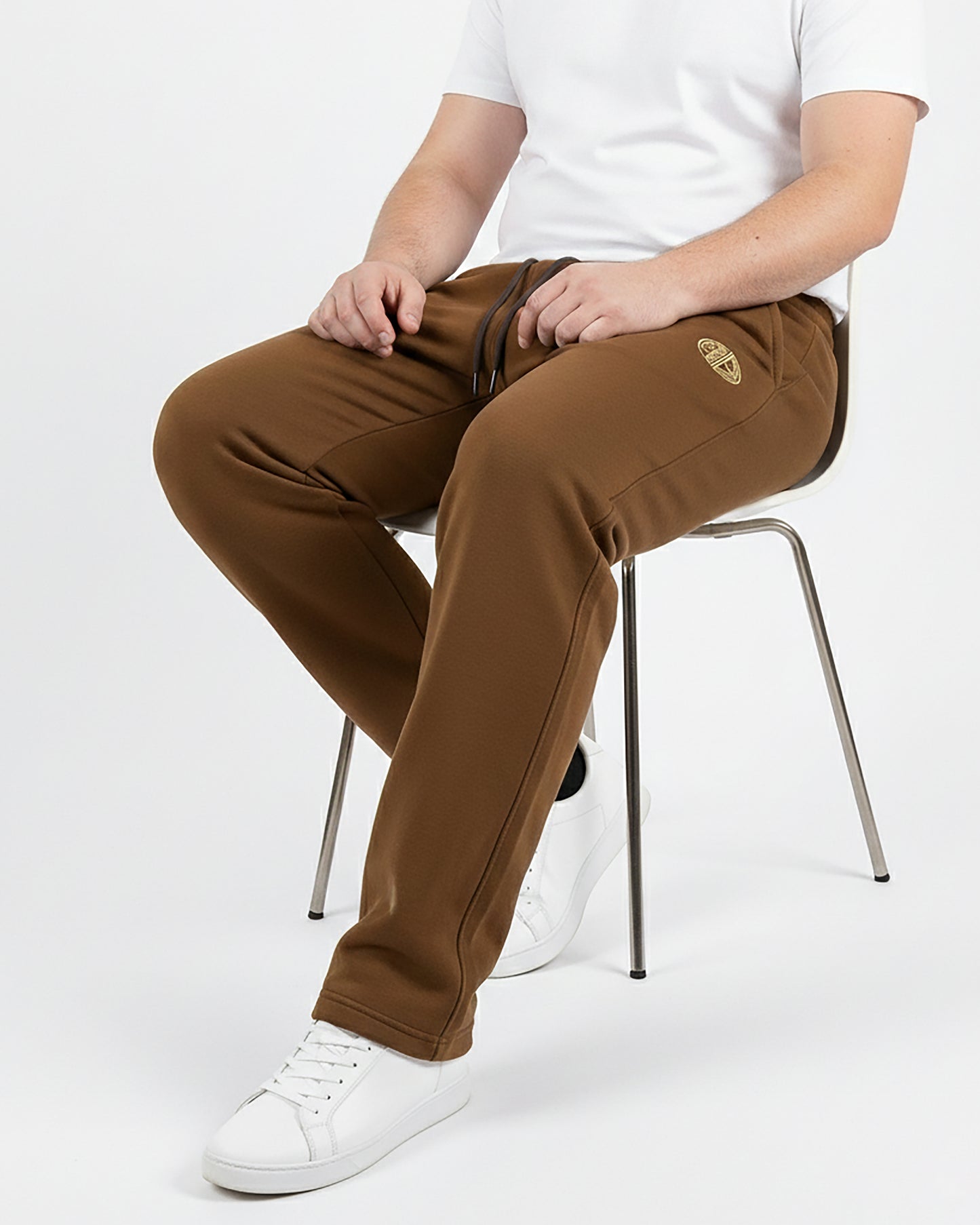 BROWN STRAIGHT LEG SWEATPANTS