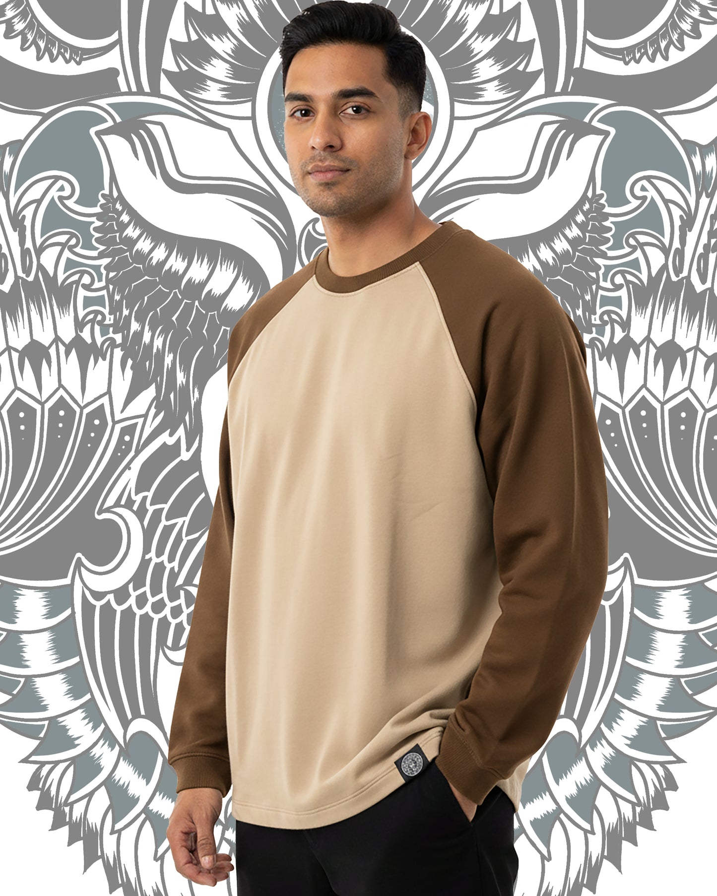 BEIGE RAGLAN ROUND NECK